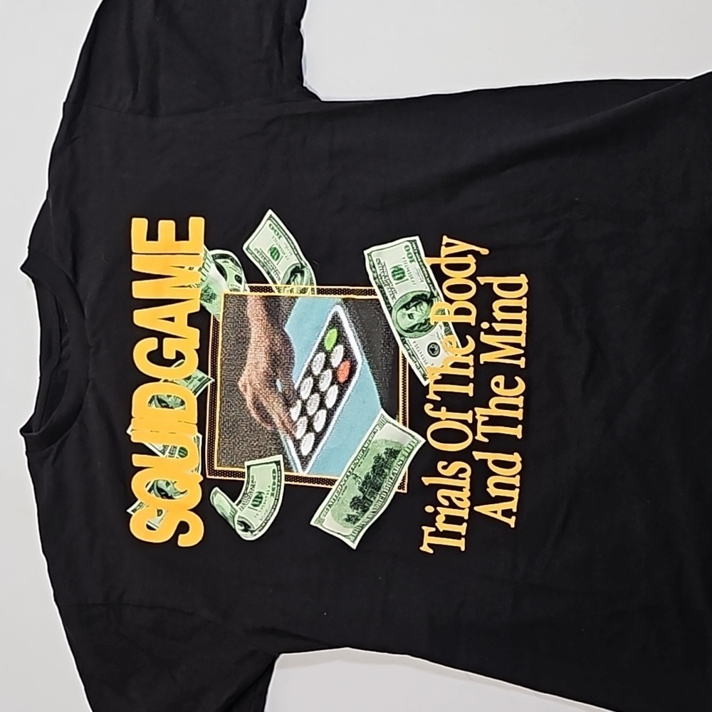 Squid Game Netflix Market T Shirt Mens Large Pacsun Exclusive big Logo - Picture 6 of 9